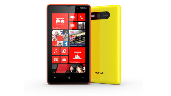 Lumia820-Press-04-580-90