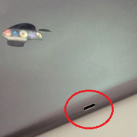 Picture-allegedly-showing-off-the-casing-of-the-Apple-iPad-Pro-shows-off-second-connector-port