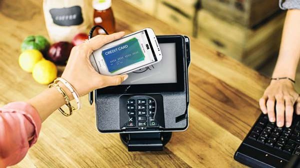 Microsoft-Working-on-Apple-Pay-Rival-That-Could-Breathe-Life-in-Windows-Phone