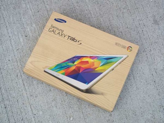 Samsung-Galaxy-Tab-S-10.5-Review-001-box
