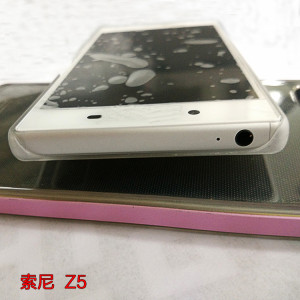 Photos-allegedly-showing-a-Sony-Xperia-Z5-dummy-unit (3)