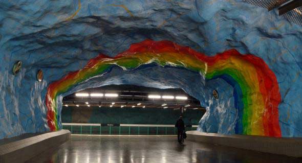 exposed-bedrock-sweden-subway