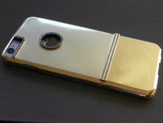 iPhone-6-Plus-case-is-made-out-of-117g-of-solid-gold-1