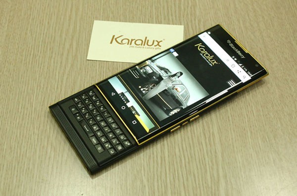 How-would-you-like-a-24K-gold-plated-BlackBerry-Priv-(3)