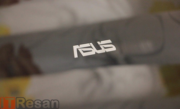 Asus K550 Review (7)