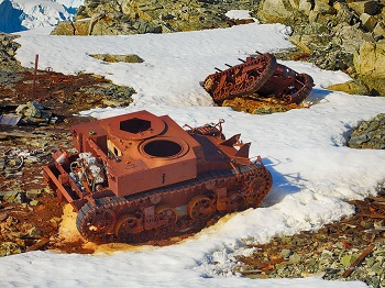 abandoned-army-tanks-that-have-become-a-part-of-nature-27