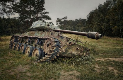 abandoned-army-tanks-that-have-become-a-part-of-nature-28