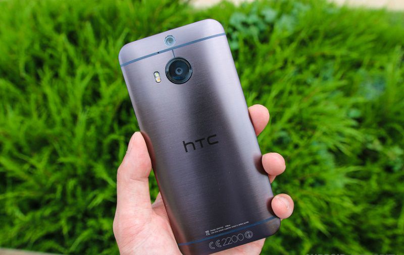 HTC-One-M9-12-840x560