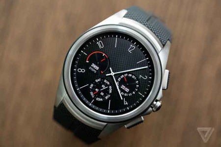 Watch Urbane 2nd Edition LTE smartwatch