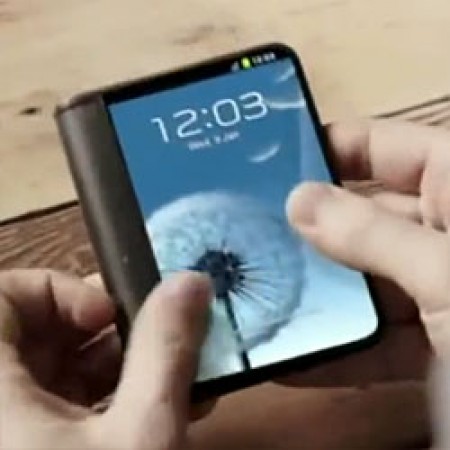 Samsung-exec-shares-news-on-bendable-screen-phones-right-around-the-corner