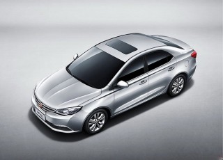 roewe-360-001 بررسی امجی ۳۶۰ به بهانه تولید در ایران!