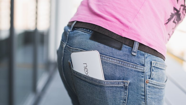 android-phone-pocket