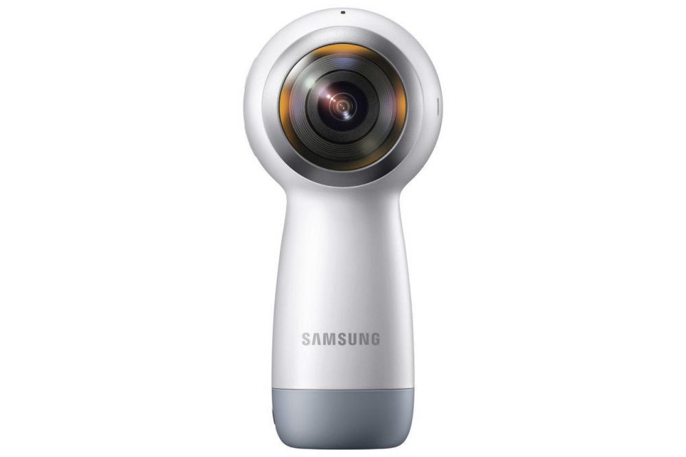 [تصویر:  Samsung-Gear-360-Press-Release-Pic2-1000x666.jpg]