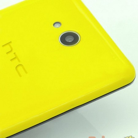 هوشمندی میان رده از HTC که با یک پردازنده 8 هسته‌ای برای رقابت با آیفون 5C آمده است