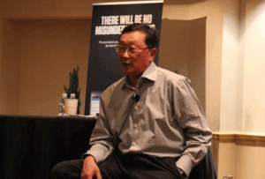 حمله مدیر عامل بلک‌بری به آیفون