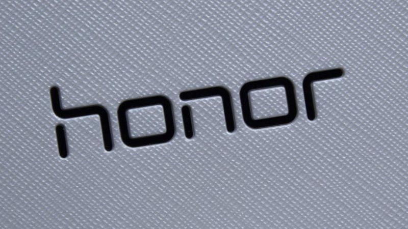 Honor-logo-e1444031964378 تصاویر واقعی آنر نوت 10 نمایشگر غول پیکر این فبلت را نشان می‌دهند  