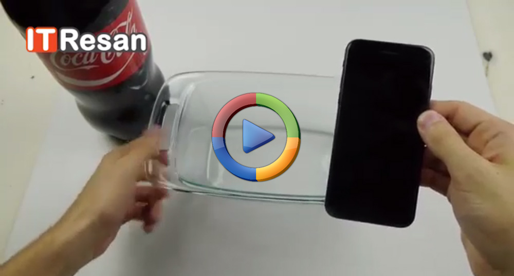 تست مقاومت اپل آیفون 7 در نوشابه یخ زده! (ویدئو اختصاصی)