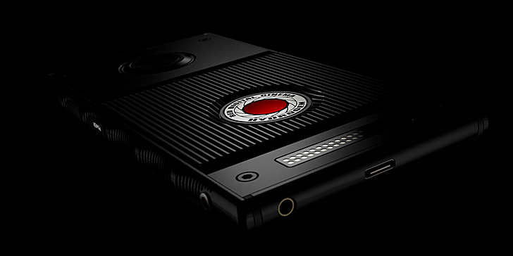 کمپانی Red از گوشی هوشمند ماژولار Hydrogen One با قیمت 1200 دلار پرده برداشت