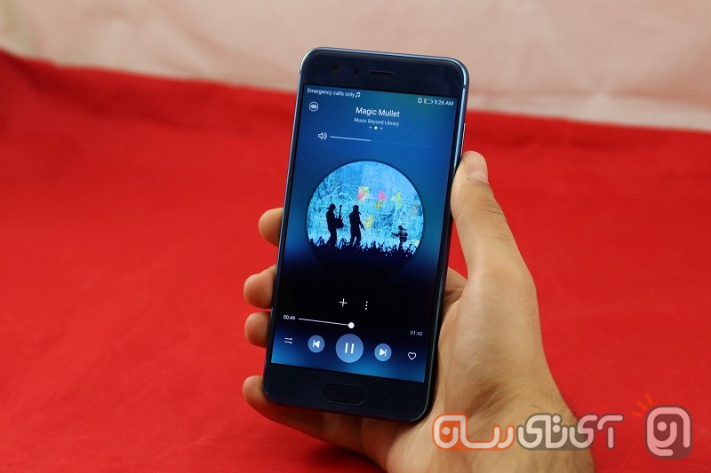 Huawei-Honor-9-Review-Mojtaba-10 ۴ دلیل برای اینکه گوشی‌های آنر را بخریم  