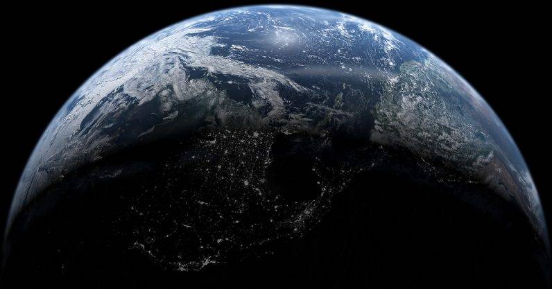 Earth-796x417 چرا قطب‌های مغناطیسی زمین بیش از هر زمان دیگری در حال جابه‌جا شدن هستند؟!  