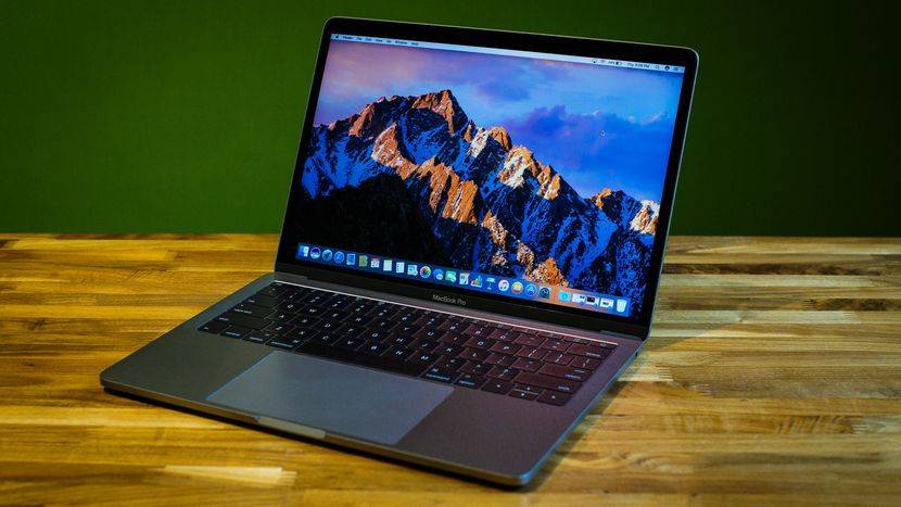 apple-macbook-pro-13-inch-2016-1888-044 مک‌بوک پروهای 13 اینچی با پردازنده‌های Coffee Lake در گیک‌بنچ ظاهر شدند!  