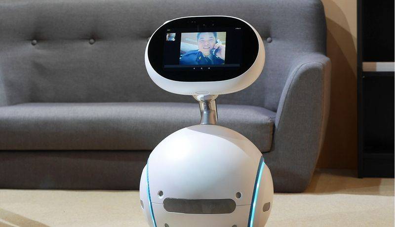 asus-zenbo-police-video-call با ذن‌بو آشنا شوید: ربات باهوش و کوچک ایسوس!  