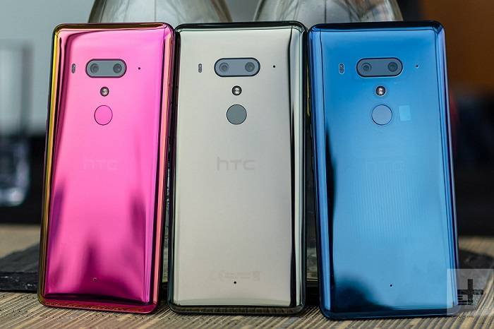 htc-u12-plus-review-colors-v2-1500x1000 کدام گوشی‌ها اندروید 9 پای را دریافت می‌کنند؟ از سامسونگ تا شیائومی همه را از اینجا ببینید  