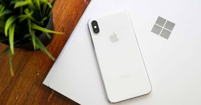 iphone-x-1 اپل امسال گوشی‌های آی‌فون جدید را بدون دانگل جک ۳.۵ میلی‌متری عرضه می‌کند!  