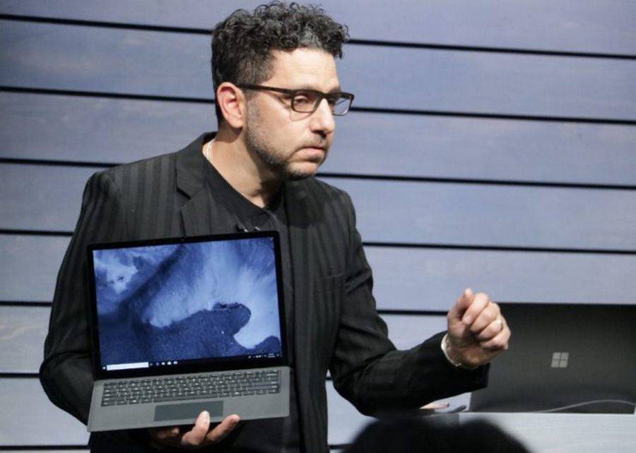 Surface-Laptop-2-1 مایکروسافت از سرفیس لپ‌تاپ 2 با سخت‌افزار قدرتمند پرده‌ برداشت  