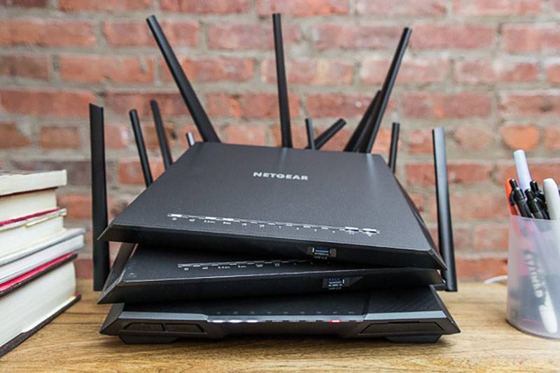 best-wifi-routers-in-india 5 دستگاه خانگی که تشعشعات الکترومغناطیس بیشتری از آنتن‌های موبایل دارند!  