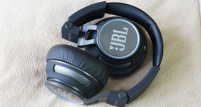 JBL-Top-Most-Famous-Headphone-Brands-in-India-2018 با بهترین هدفون‌ها در رنج قیمتی زیر 1 میلیون تومان آشنا شوید (آذرماه 97)  
