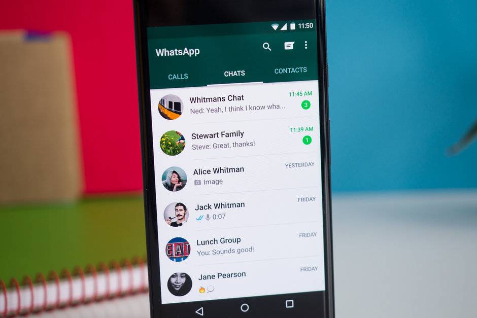 WhatsApps-latest-update-makes-it-easier-to-start-group-calls-on-iPhones چگونه با واتس‌اپ تماس تصویری گروهی بگیریم؟  