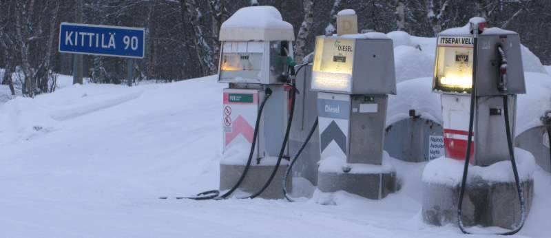 snow آیا بنزین زدن در اول صبح موجب کاهش هزینه‌ها می‌شود؟  