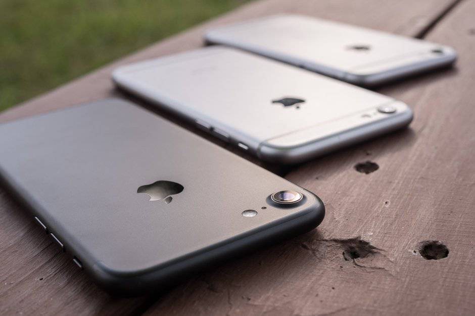The-number-of-iPhone-batteries-Apple دلیل ضرر بیش از حد اپل در سال اخیر مشخص شد!  