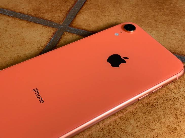iphone-xr-hero چرا چینی‌ها آی‌فون XR اپل را نمی‌خرند؟!  