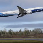 بزرگ‌ترین هواپیمای 2 موتوره جت جهان با نام بوئینگ 777X نخستین پرواز خود را با موفقیت انجام داد