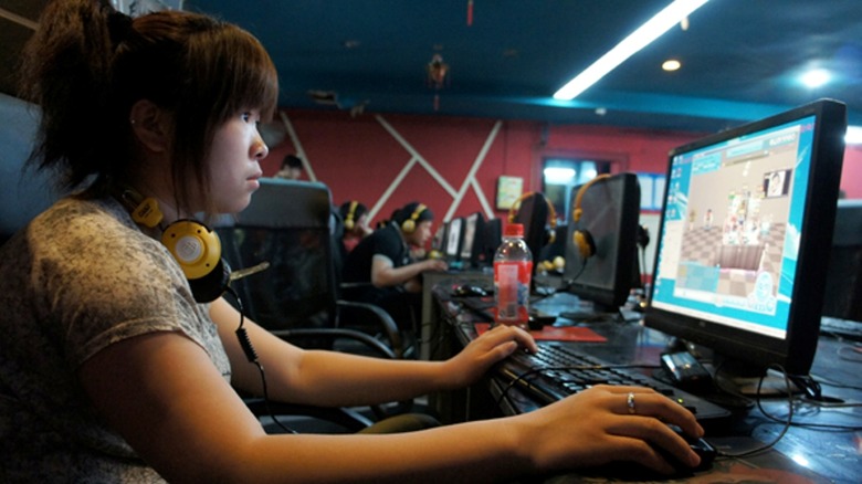 missing-girl-found-living-in-cyber-cafe-a-decade-later
