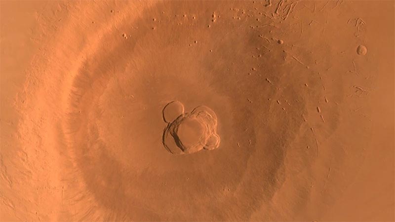 چاله روی مریخ توسط کاوشگر چینی