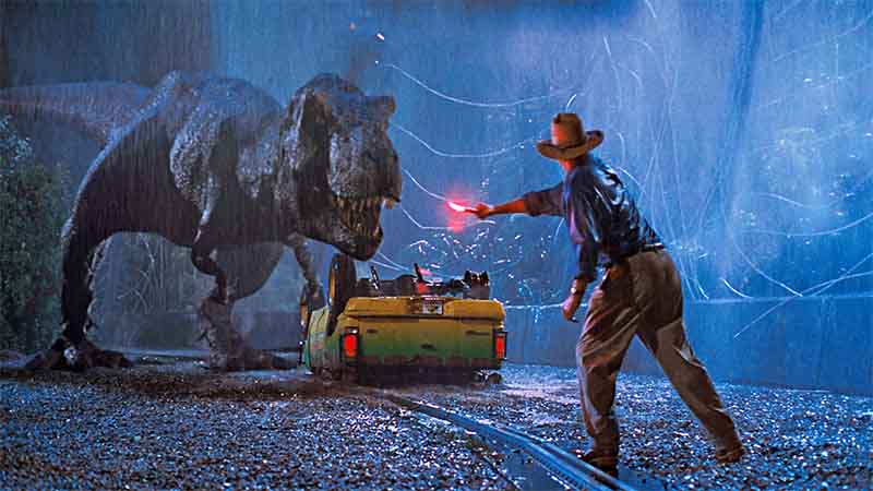بهترین فیلم های ماجراجویی تاریخ با سکانس معروف پارک ژوراسیک و عکس دایناسور