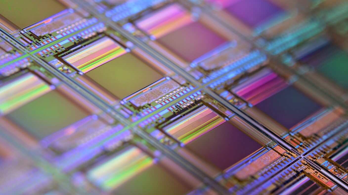computer chip silicon wafer قطب آی تی
