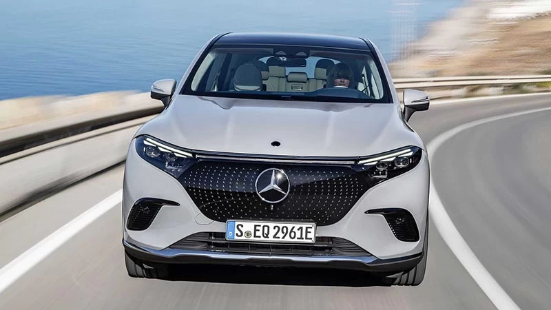 Mercedes-Benz EQS SUV 2023 2