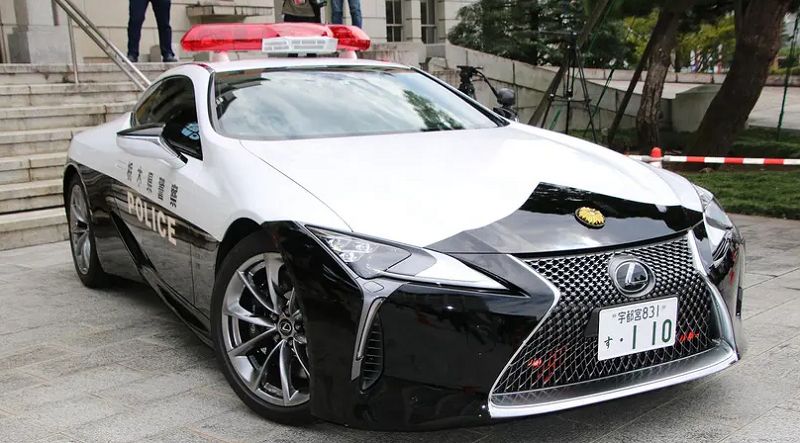 با خاص‌ترین و جذاب‌ترین خودروهای پلیس جهان آشنا شوید