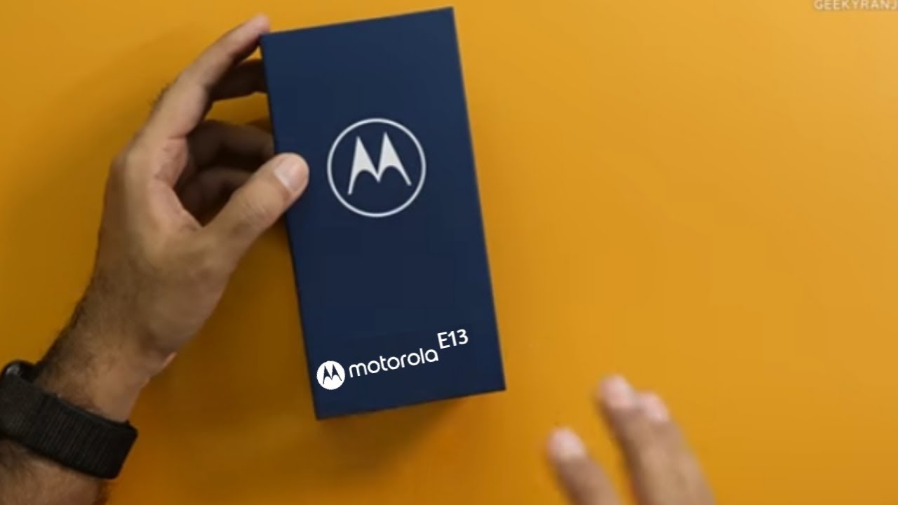 تصاویر جدید از گوشی اقتصادی موتو E13 موتورولا منتشر شد
