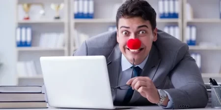 ده روش جذاب برای شوخی کردن با همکاران خود در ویندوز