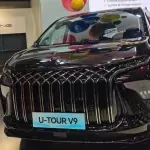 رونمایی از مینی ون V9 جدید دانگ فنگ در نمایشگاه IAA 2023