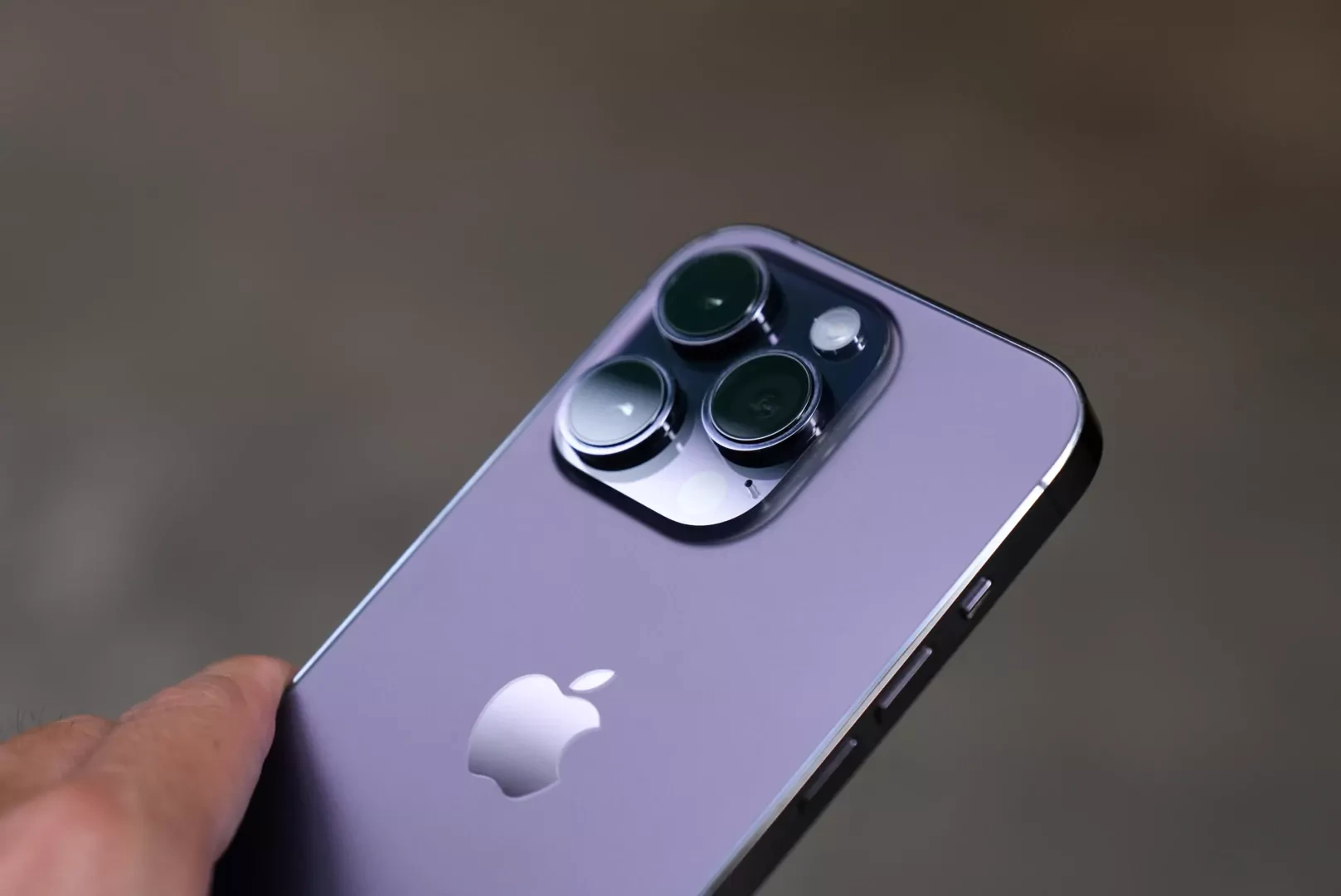آیفون 15 پرو مکس اپل با امتیازی خیره‌کننده‌ در بنچمارک AnTuTu رویت شد