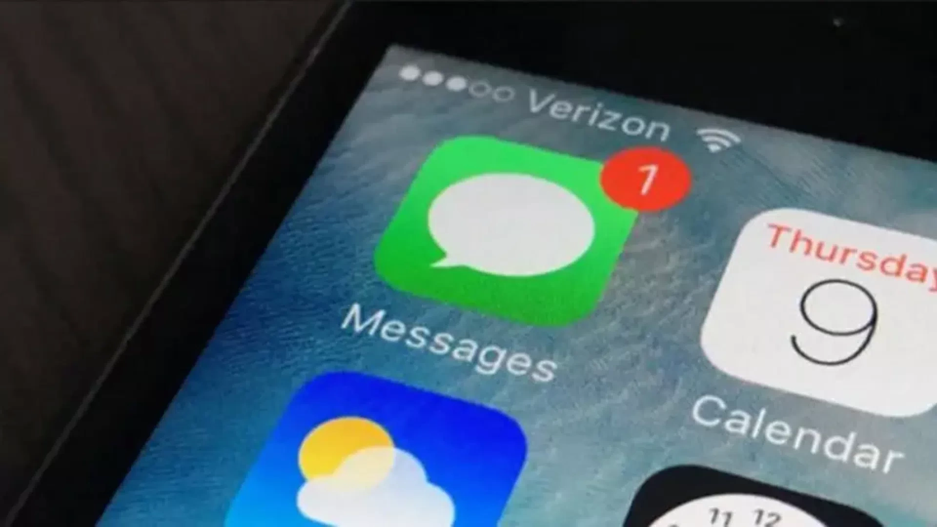 سیستم‌عامل iOS 18 اپل با افکت‌های متنی جدید برای پیام‌ها منتشر خواهد شد