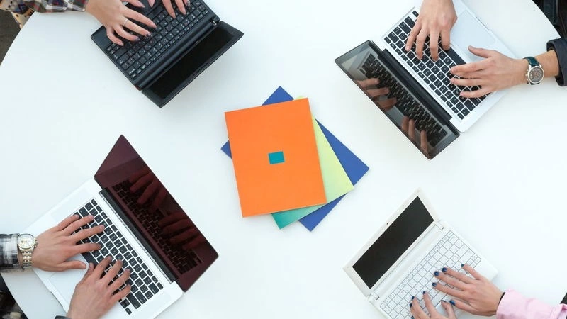 بهترین لپتاپ های اقتصادی موجود در بازار ایران (زمستان 1404)