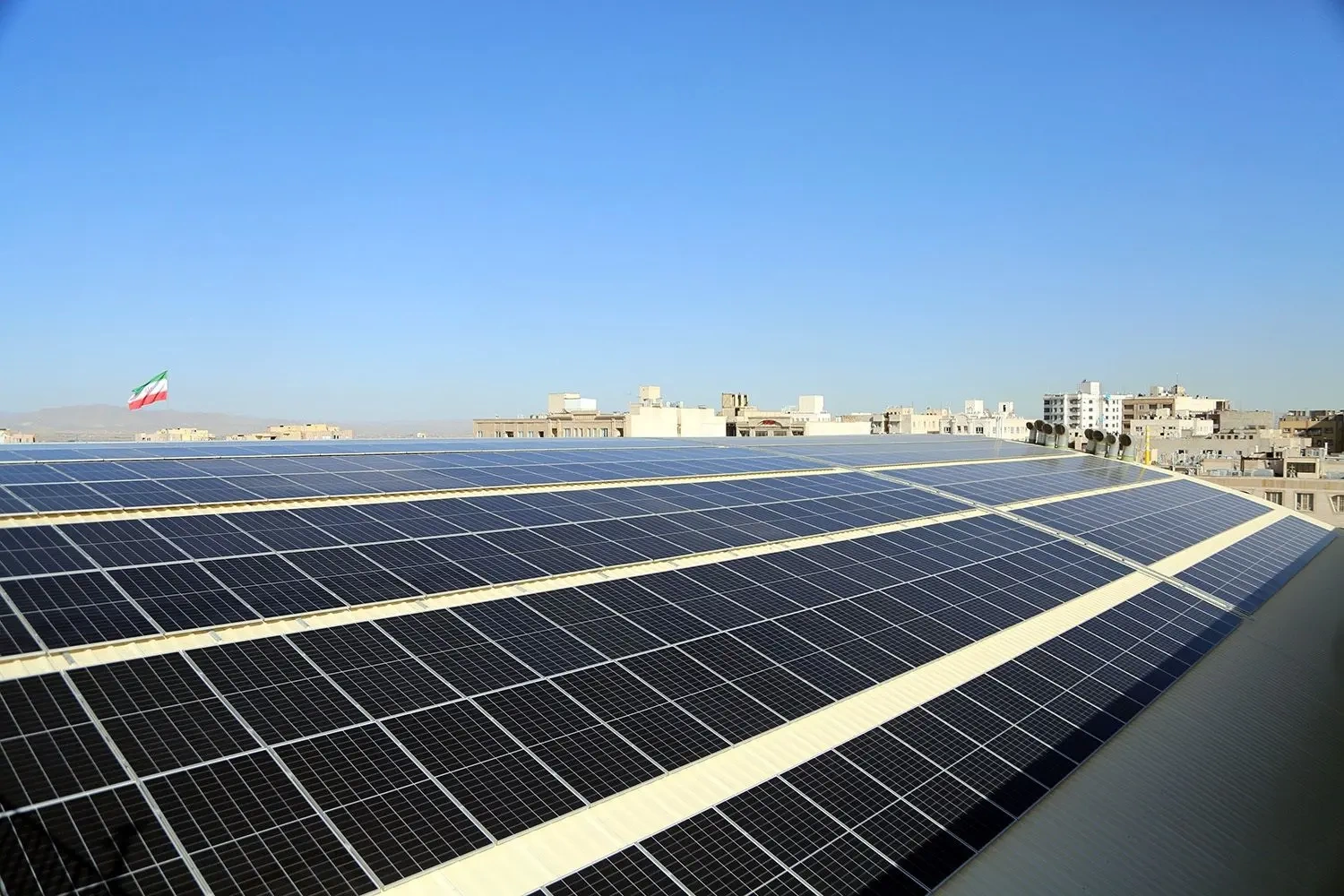 پنل خورشیدی