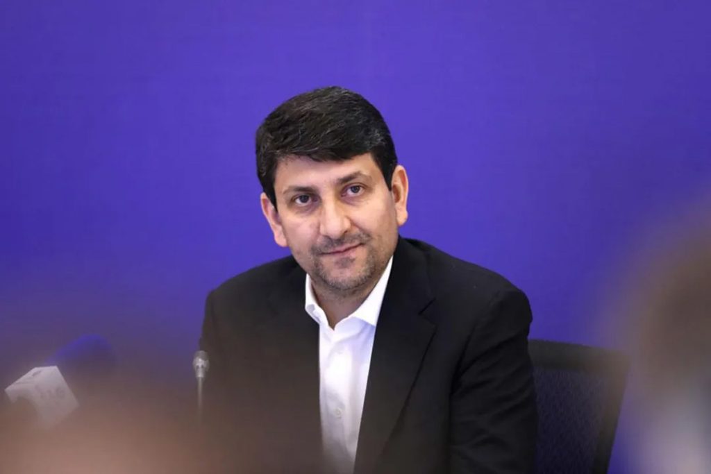 ستار هاشمی